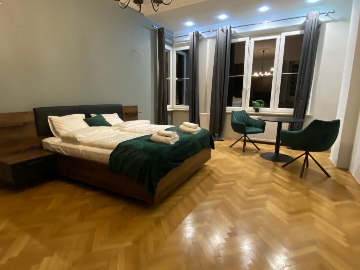 Dunin Majestic Residence 4 คราคูฟ ภายนอก รูปภาพ
